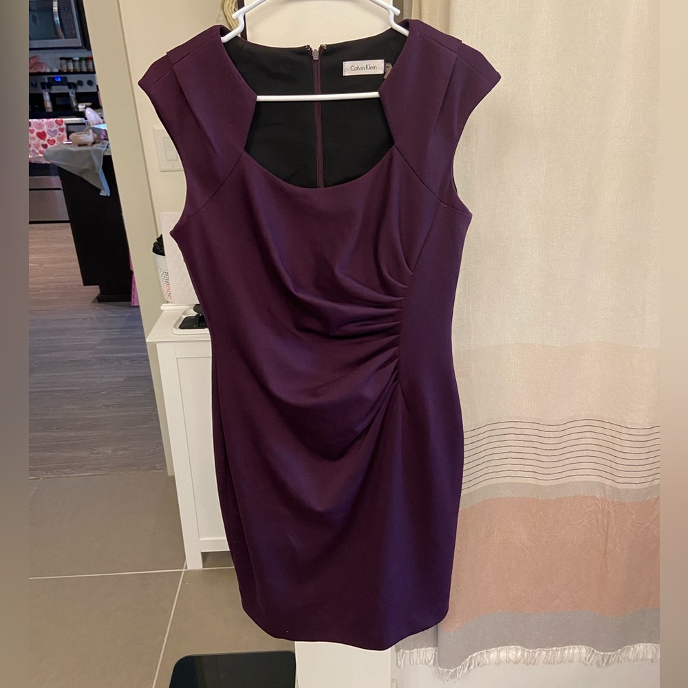 CALVIN KLEIN WOMEN'S SHEATH DRESS - SIZE 10 - AUBERGINE (PURPLE)